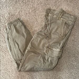 Women’s Casual Cargo Pants - Green